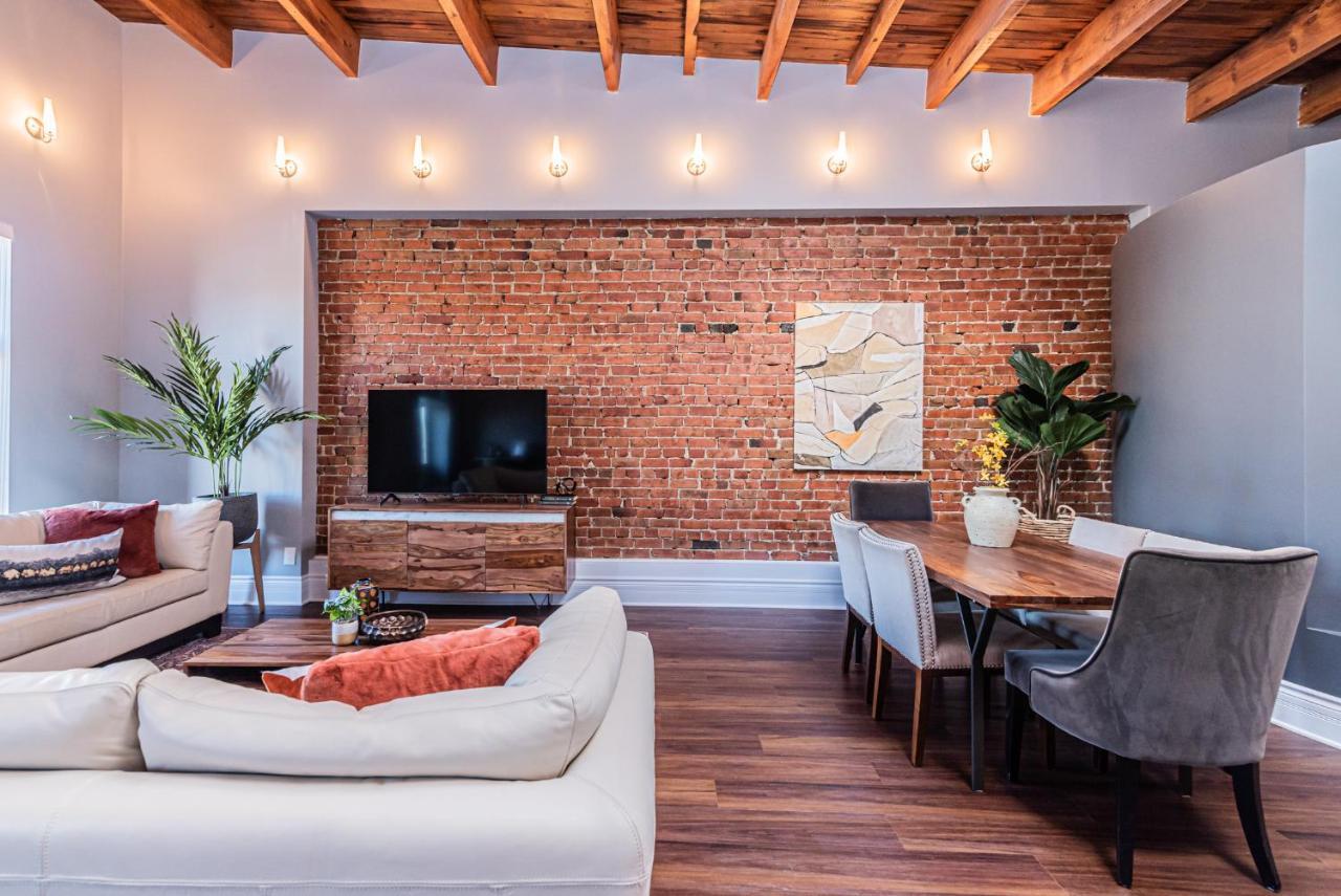 Family Friendly 3-Bedroom Beauty In Le Plateau By Denstays Montréal Eksteriør billede